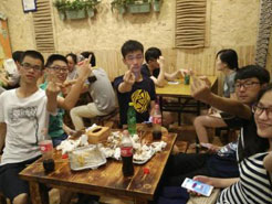 灞桥烧烤加盟,学烧烤技术,开烧烤店多少钱疯狂烤翅加盟